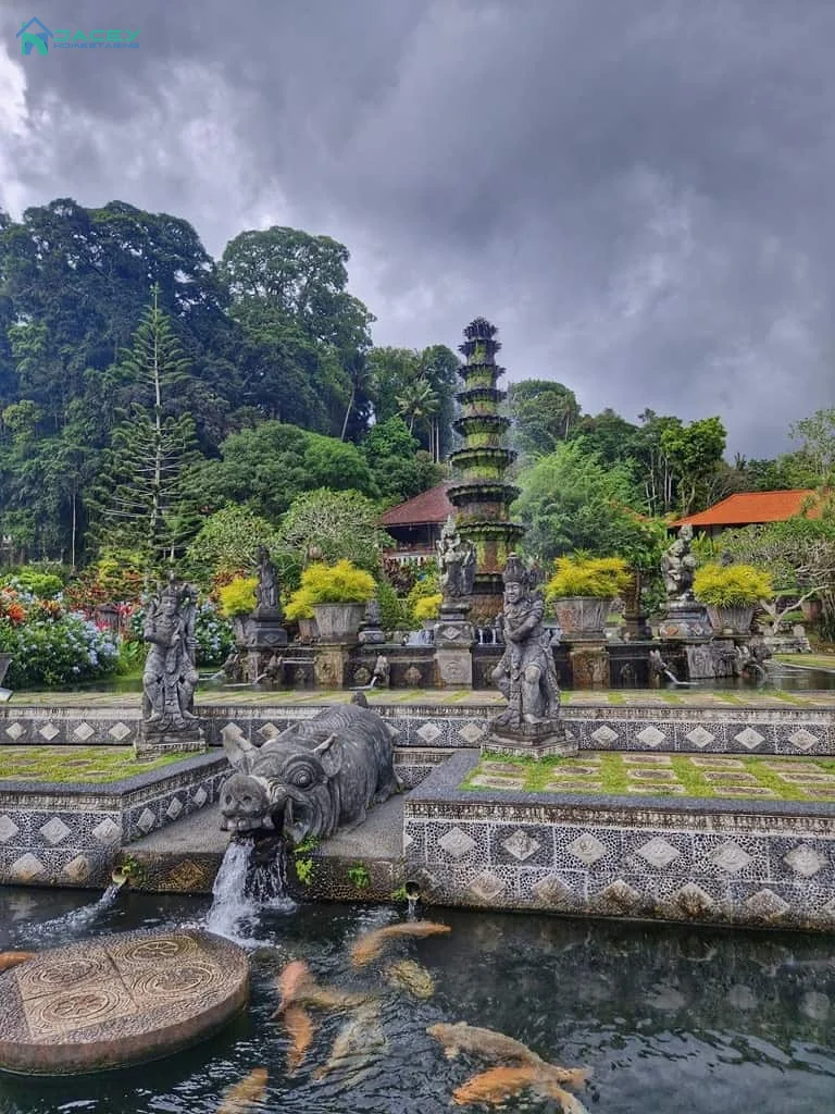 Cung điện nước Tirta Gangga Bali, điểm tham quan đẹp trong cẩm nang du lịch Bali tự túc.